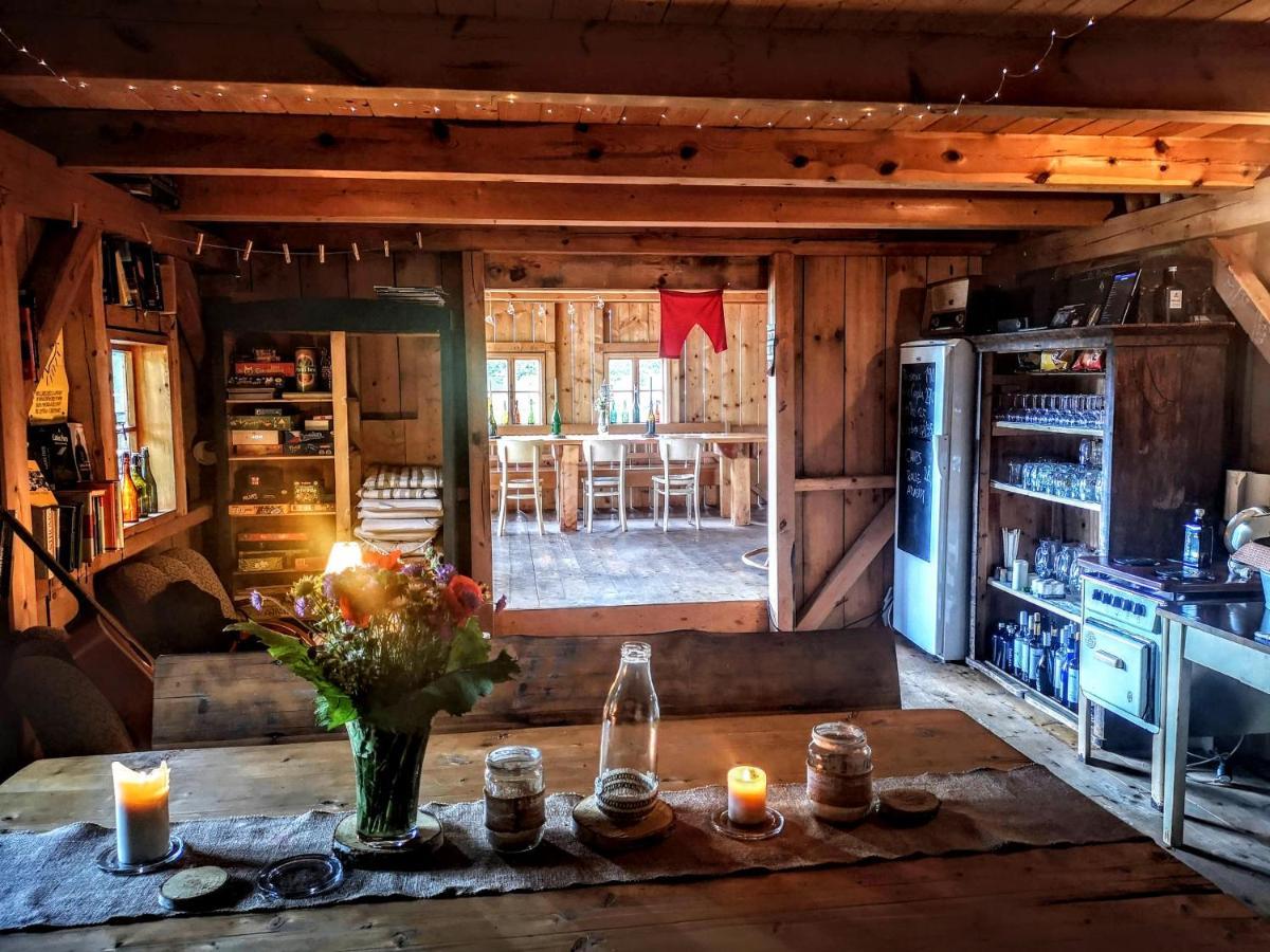 Apartmany Cerveny Dvur Chvalšiny Exteriör bild