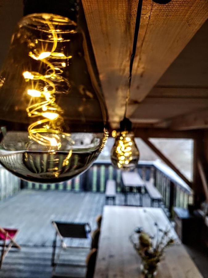 Apartmany Cerveny Dvur Chvalšiny Exteriör bild